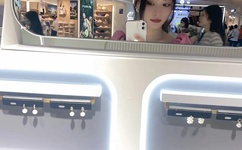 等不及在车里就来开始了视频